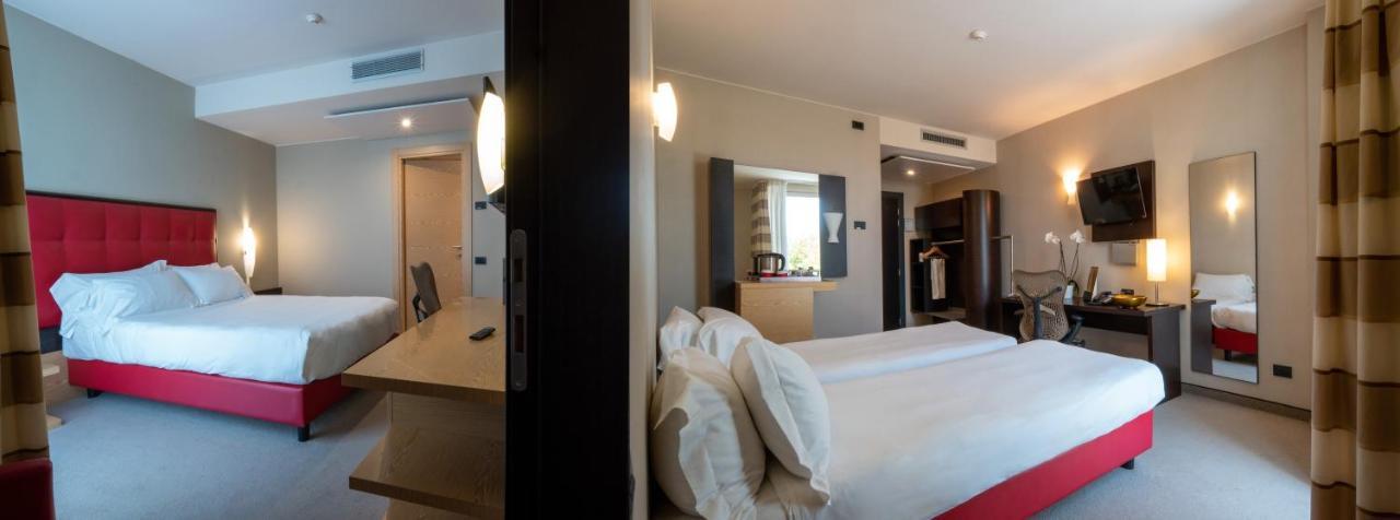 Una Hotels Mh Matera Exterior photo