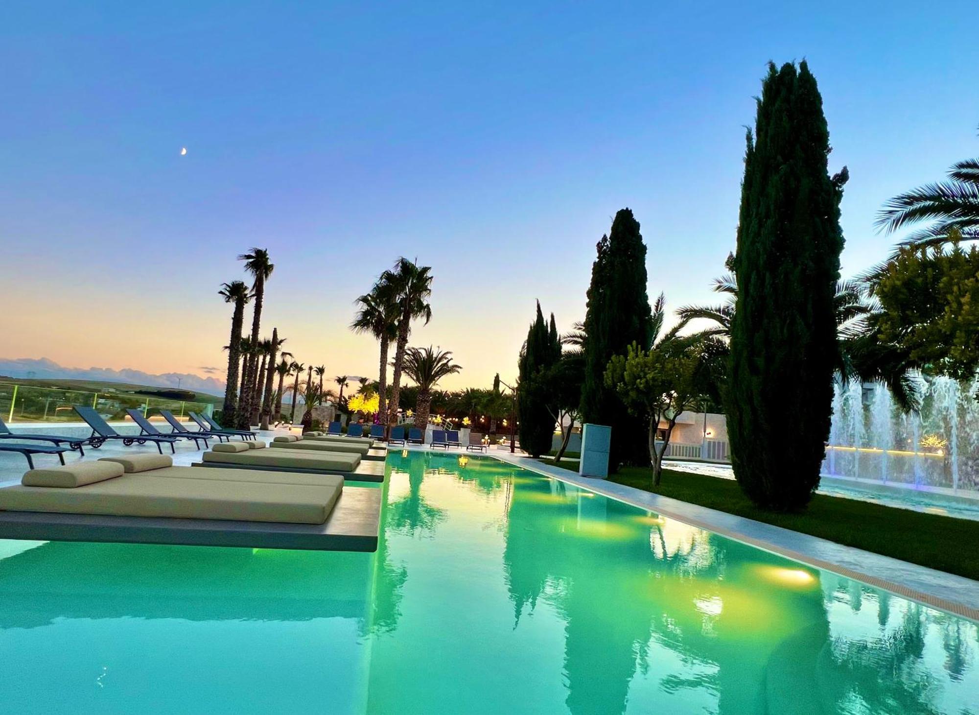 Una Hotels Mh Matera Exterior photo