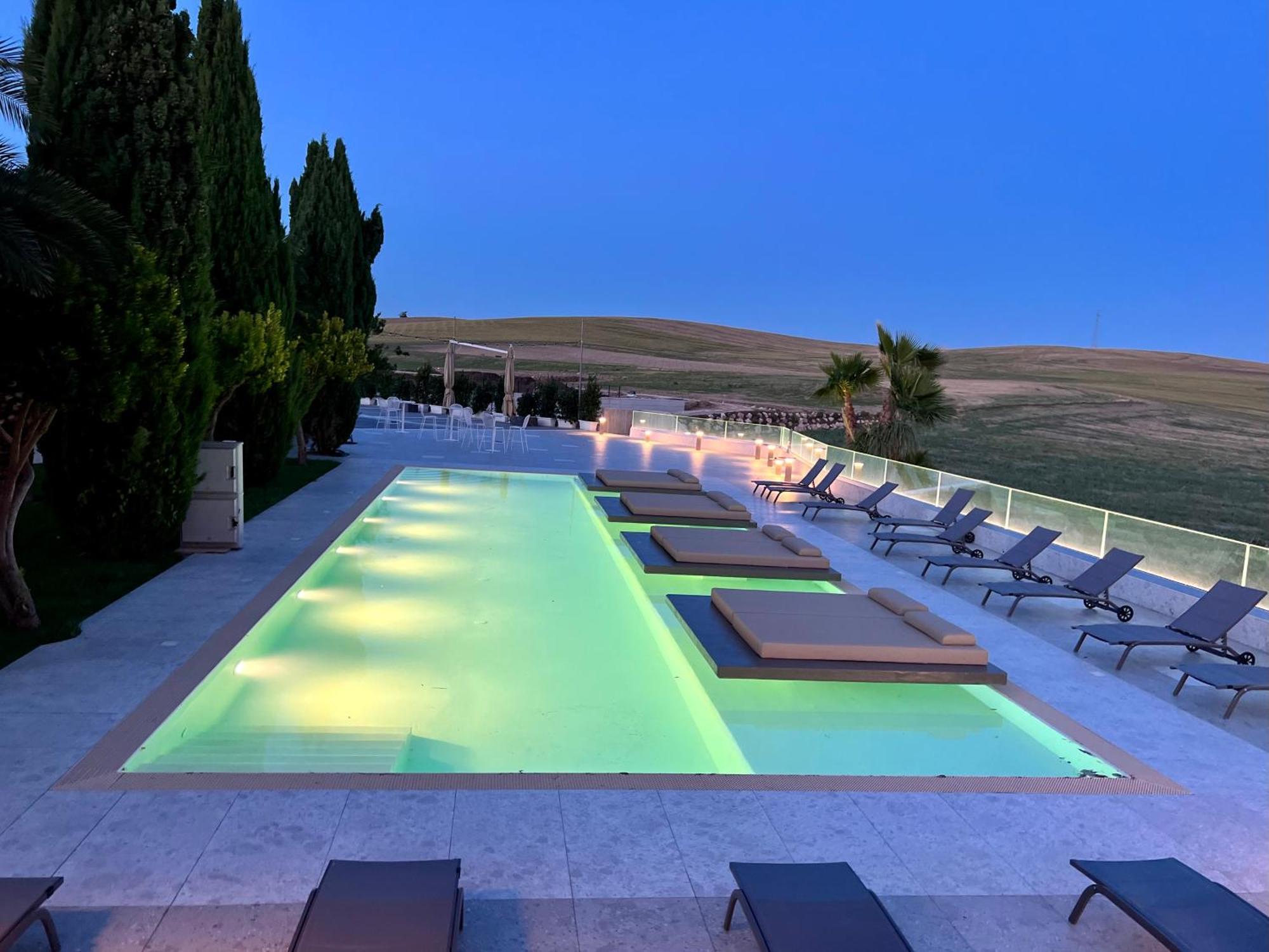 Una Hotels Mh Matera Exterior photo